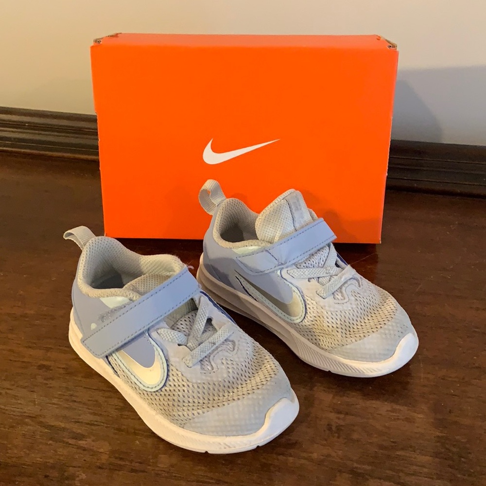Nike size 7C blue toddler tennis shoes